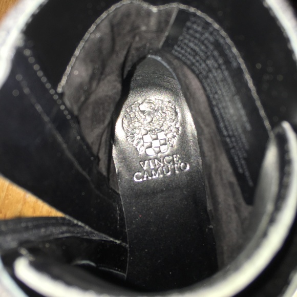 Vince Camuto Ankle Boots - Picture 2 of 3